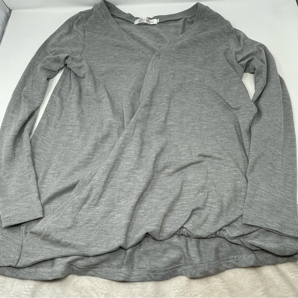 Latched Mama Nursing Long Sleeve Tops size XS lot of 4 - Picture 14 of 16